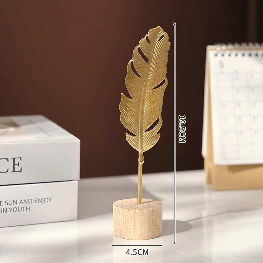 Escultura Nordica Gold. Artesanato de Luxo