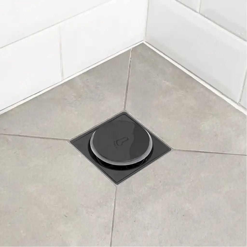 Ralo Click com Grelha Preto Fosco - Para Banheiros, Sacadas e Lavanderias