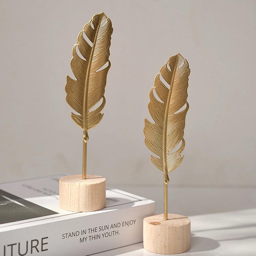 Escultura Nordica Gold.  Artesanato de Luxo