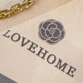 Capa de Sofá Luxuosa em Chenille Bordado, Moderna, Antiderrapante e Versátil.