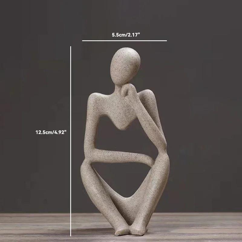 Estátua Abstrata O Pensador em Areia. Escultura Decorativa Estilo Nórdico